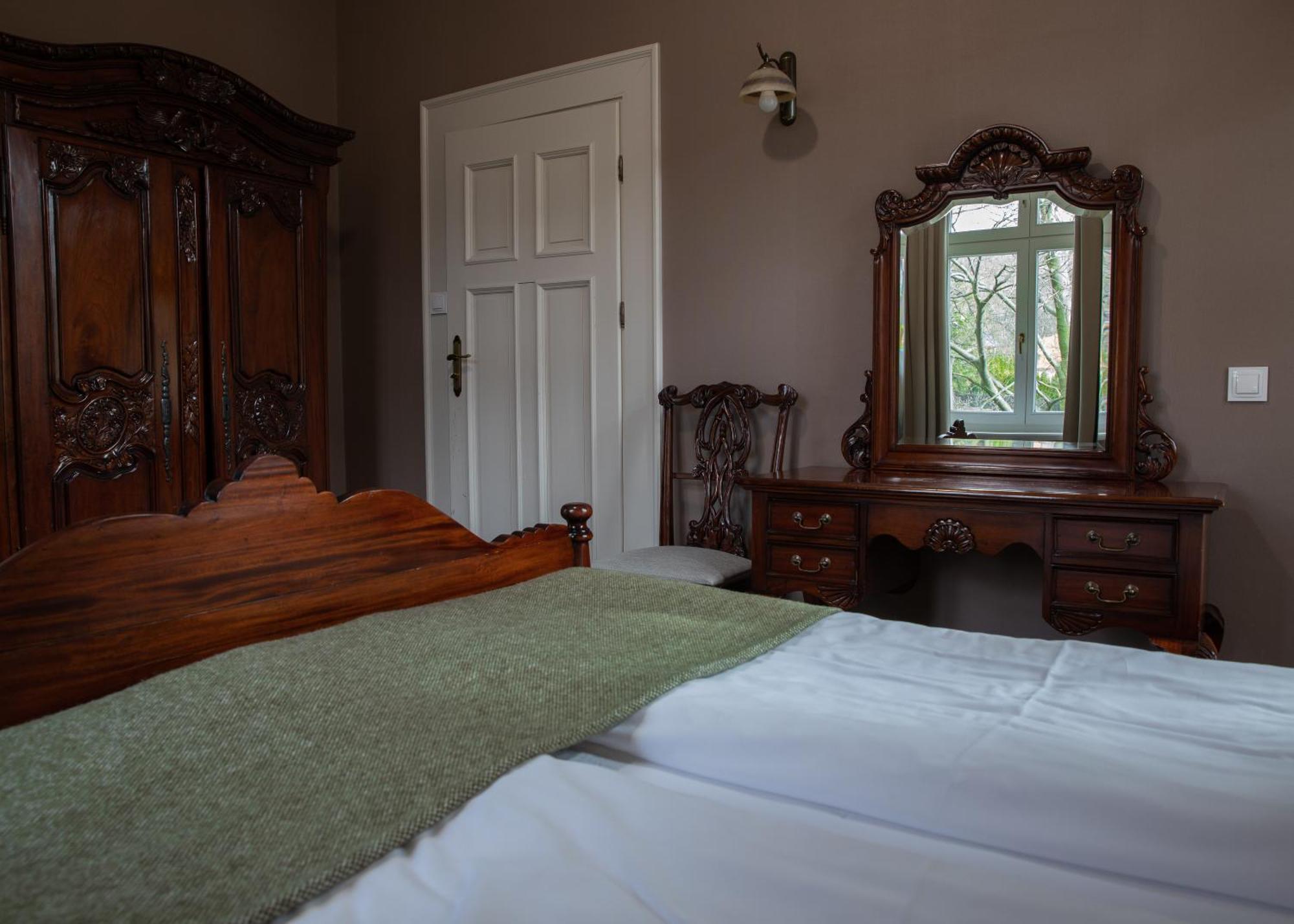 Hotel Debowy Biowellness & Spa Gory Sowie Bielawa  Luaran gambar