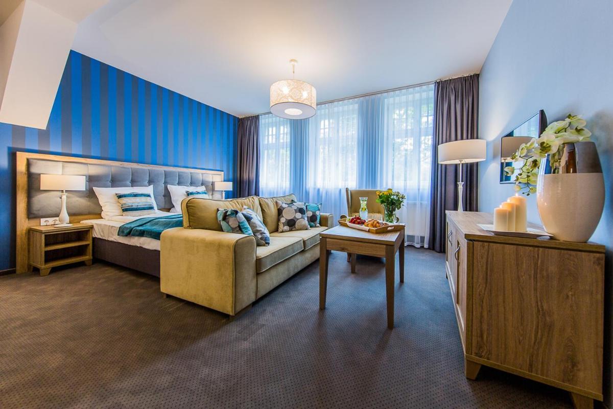 Hotel Debowy Biowellness & Spa Gory Sowie Bielawa  Luaran gambar